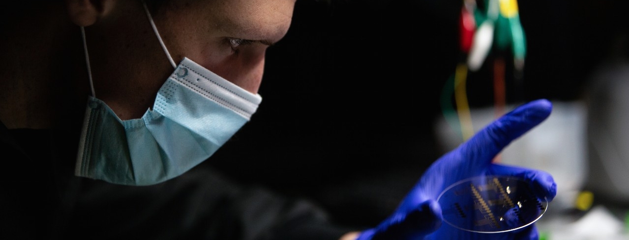 Push Forward commercial filming. Novel Device Lab, Engineering