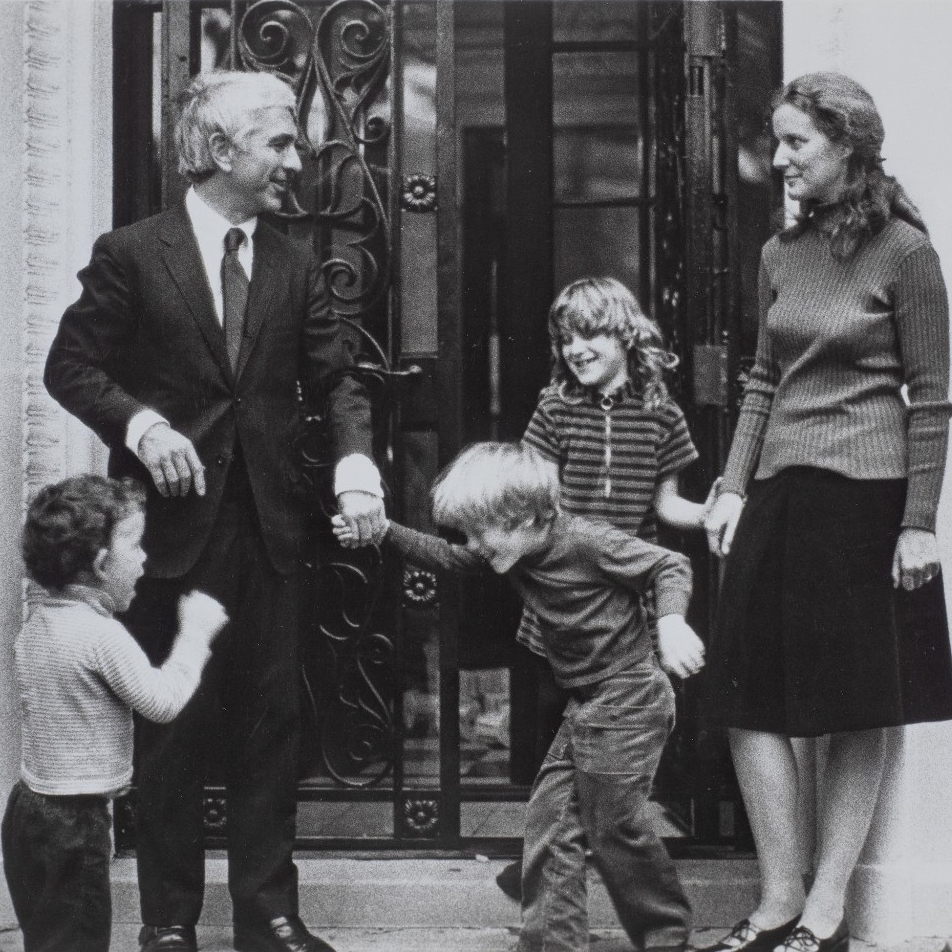Warren & Clurie Bennis and family