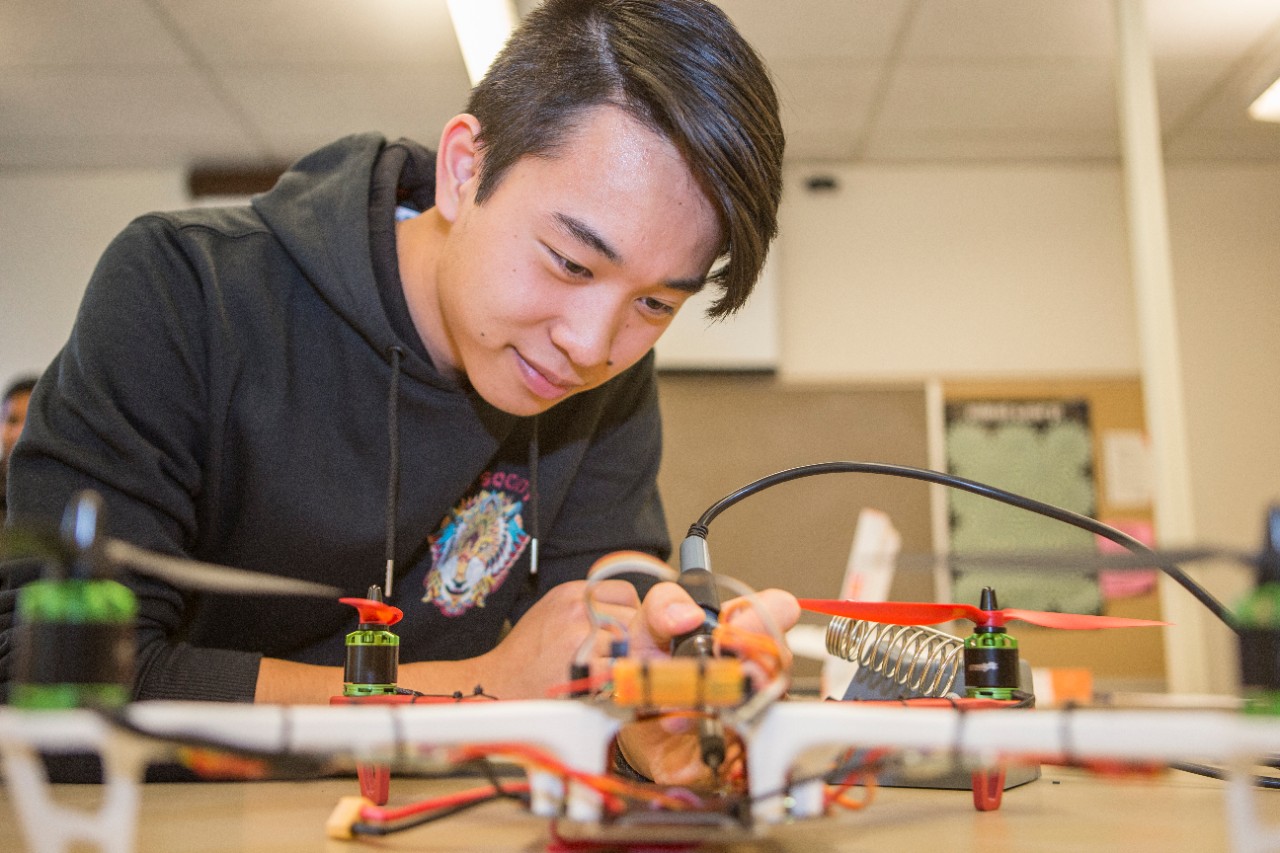 Students learn to build and fly drones in Nathaniel Richards's honors class.