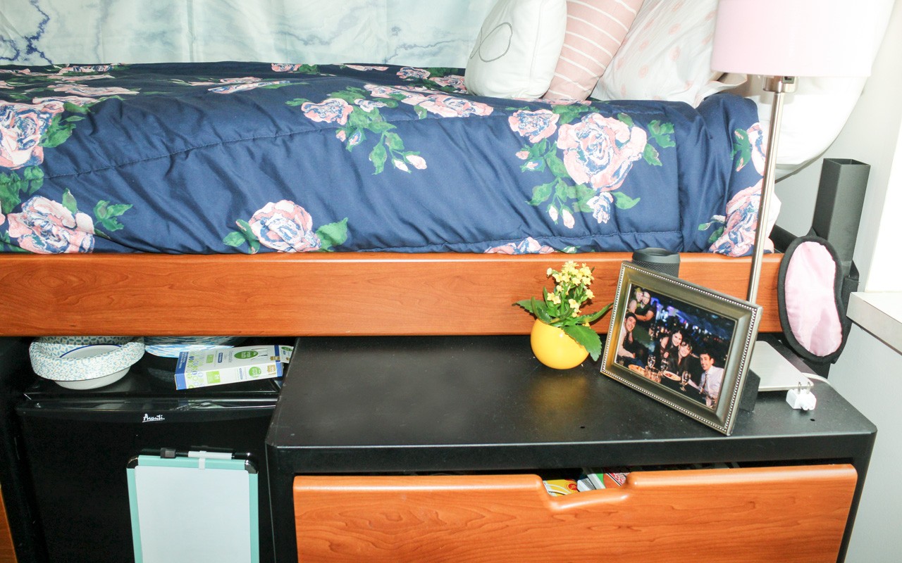 Bed in Stratford Hall triple