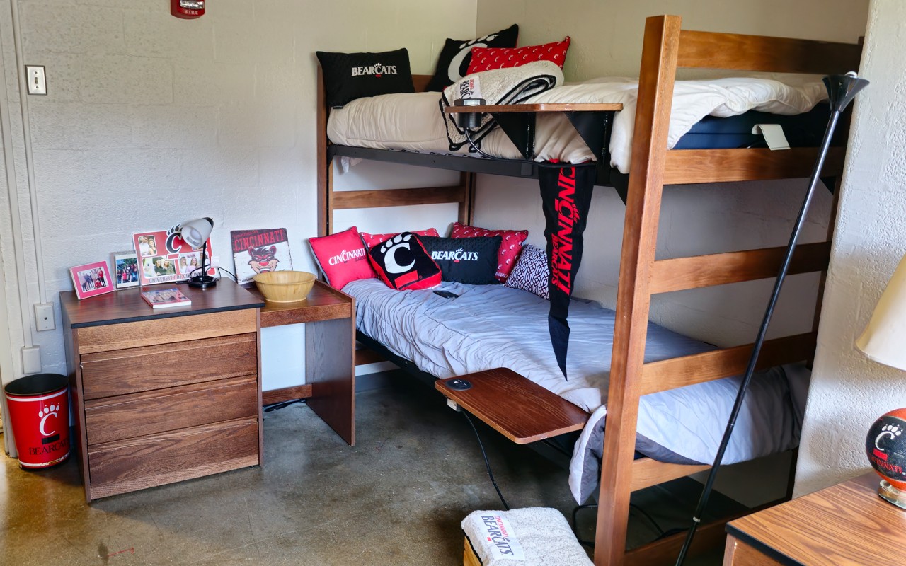 Bunk bed on the right side of room in Dabney Hall. 