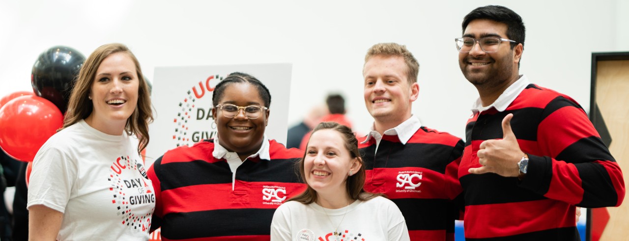 Students help at UC Day of Giving 