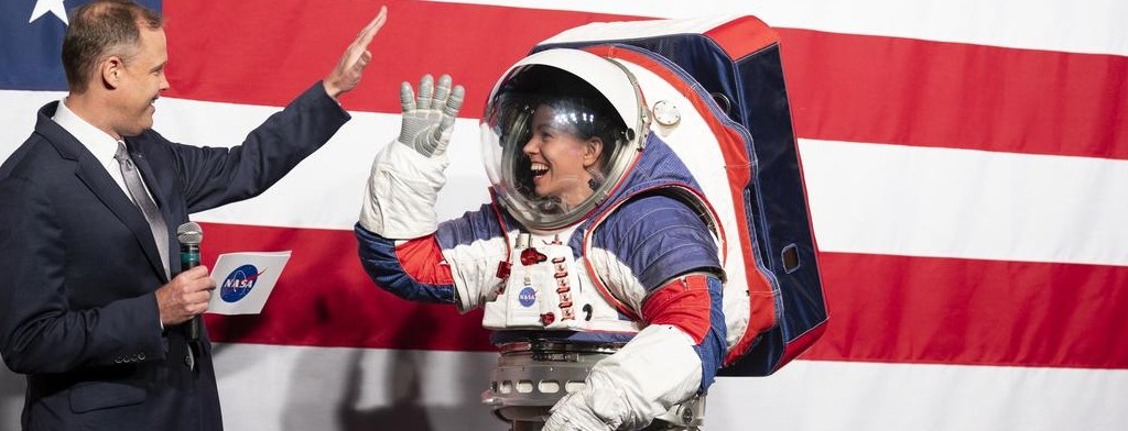 The new NASA spacesuit for Artemis missions.