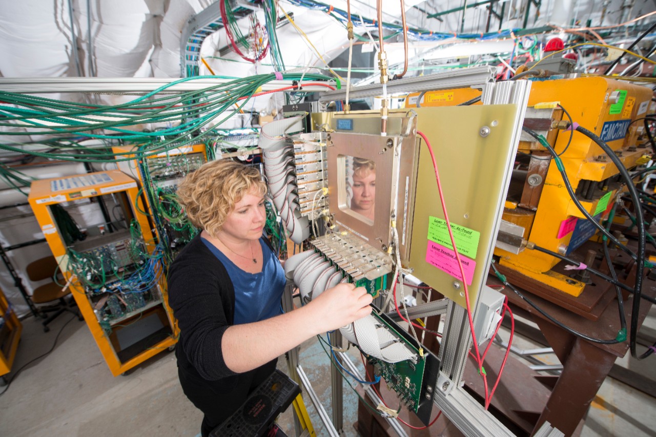 Jennifer Raaf works as a physicist at Fermilab