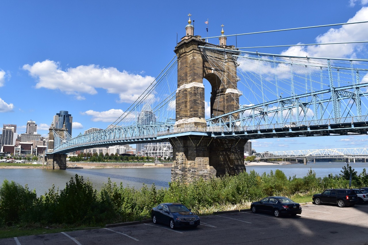 The John A. Roebling Suspension Bridge in front of the Cincinnati skyline.