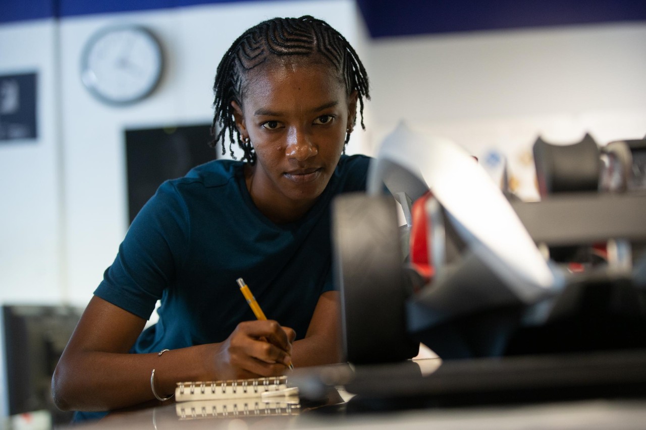 Behind the scenes of the filming of The College Tour tv show. Jasmine Shaban segment