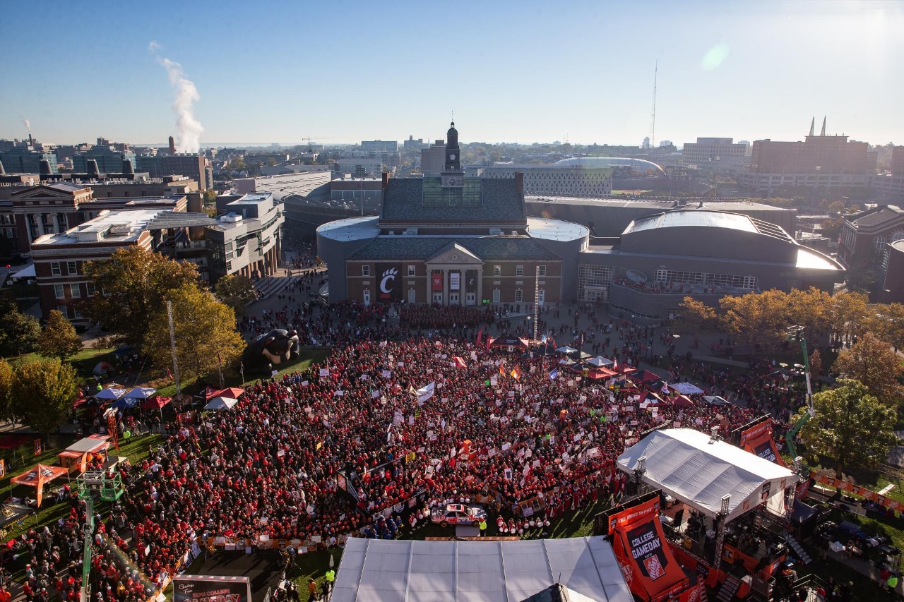 MainStreet
ESPN hosts College Gameday from campus on Homecoming and the football team defeats Tulsa.