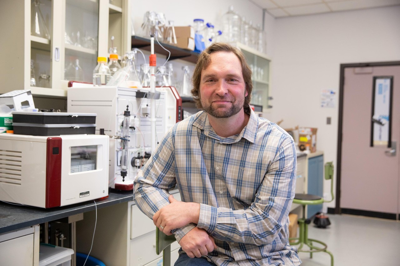 231121aCOVID042.CR2
UC engineering professor David Wendell and his students are conducting COVID surveillance through tests of wastewater. It's a tool that epidemiologists are using to monitor the spread of communicable disease.
