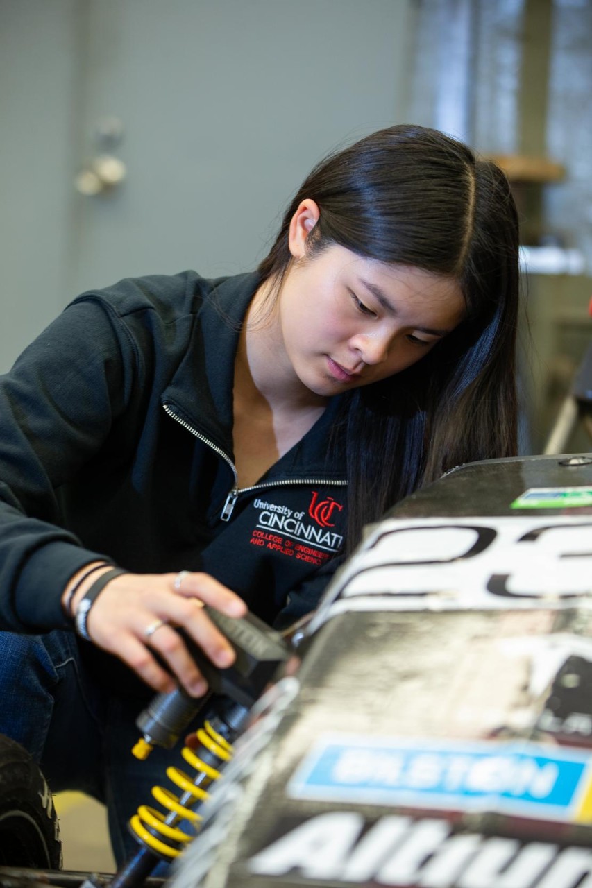 240126aVail002.CR2
UC College of Engineering and Applied Science mechanical engineering student Emma Vail finished two co-op rotations at Honda.