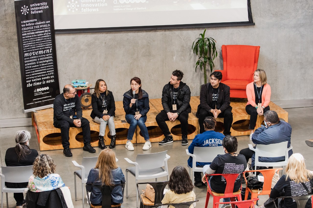 Aaron Bradley sits with University Innovation Fellows at Standford University  d.school.