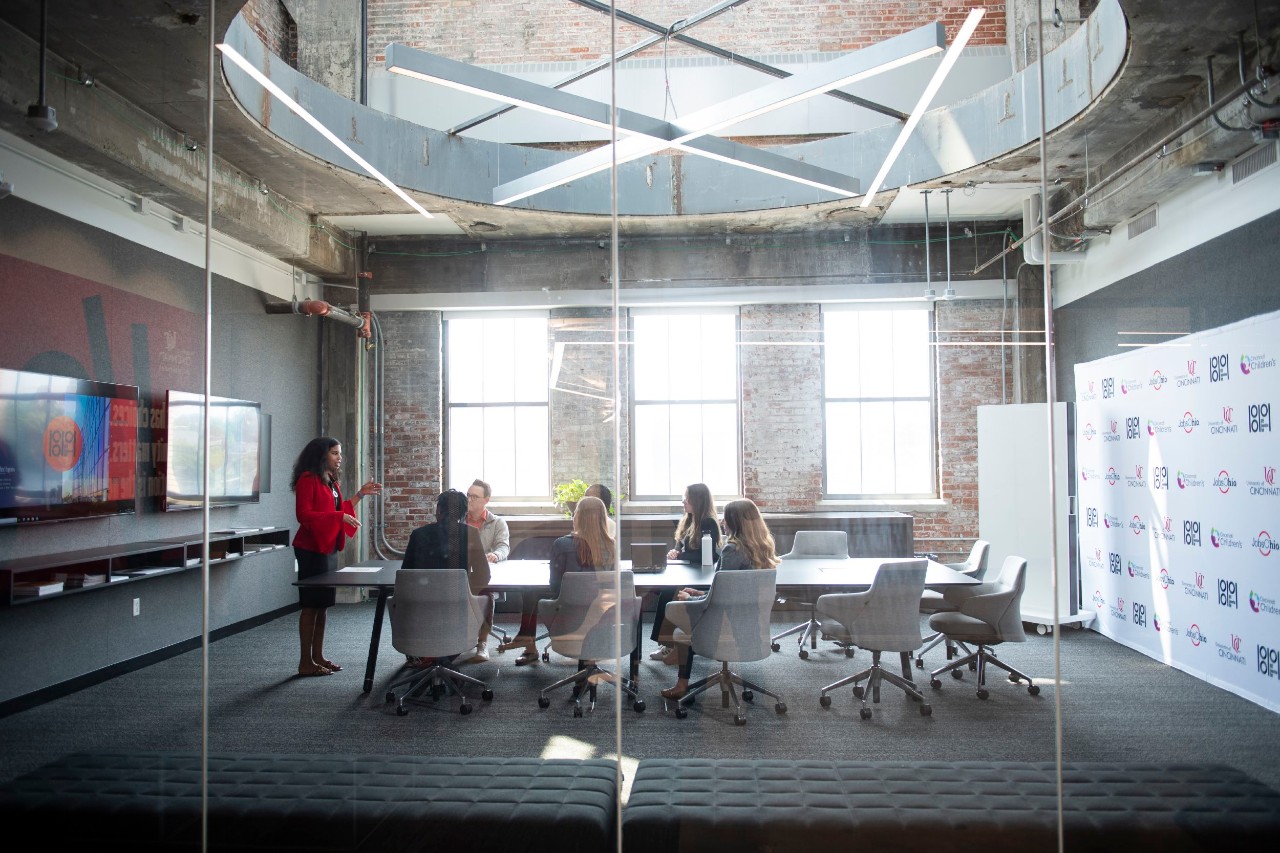 Presentation at UC's 1819 Innovation Hub. Photo/Gregory Glevicky