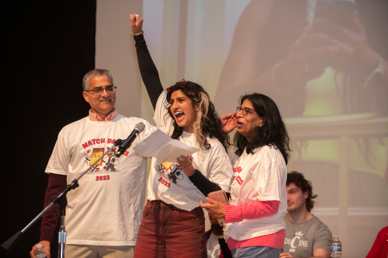 Priyanka Vemuru of the College of Medicine Class of 2025 celebrates at Match Day with her family. 