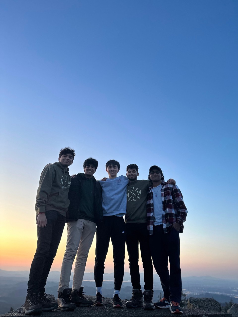 Five UC students who are friends