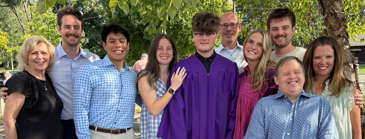 Group of smiling people.