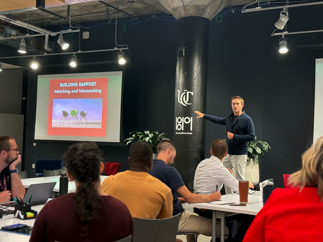 Smith presents on ways to build rapport in professional relationships